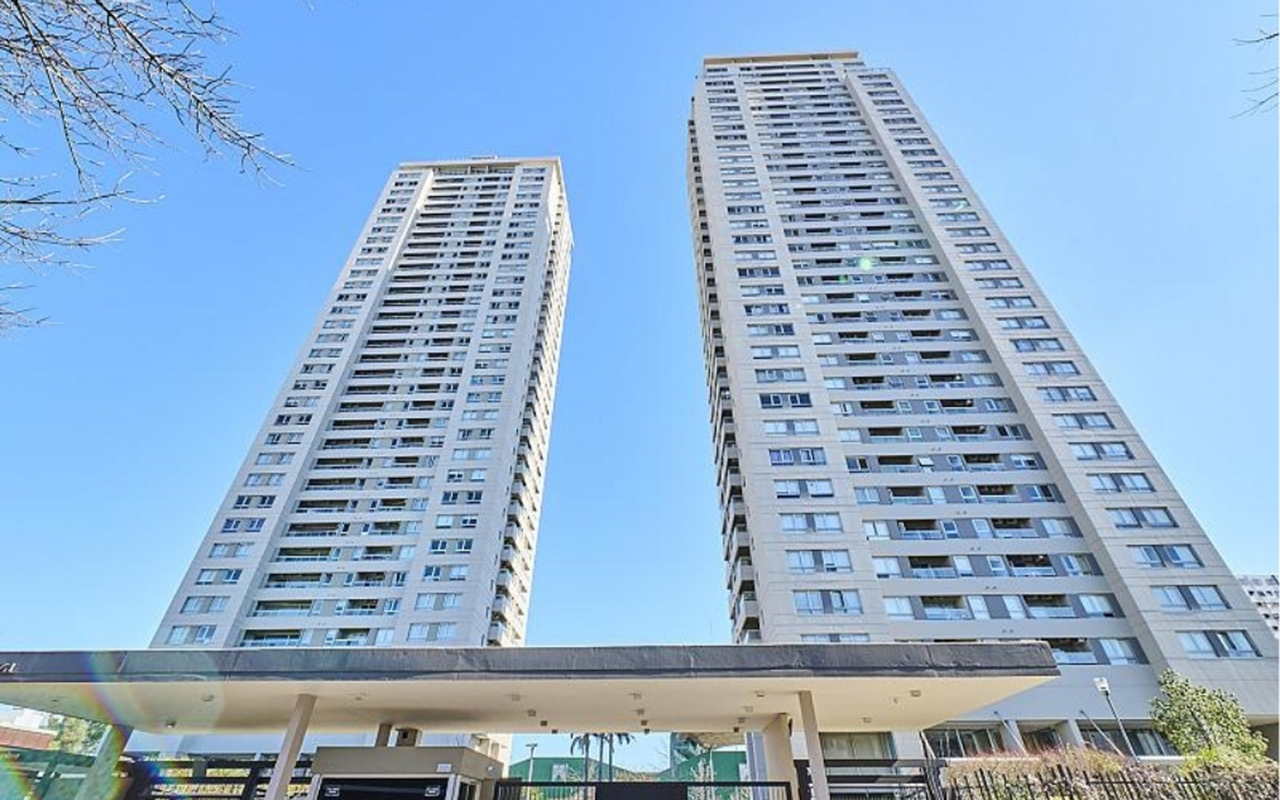 Torre Dos Plaza